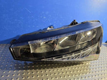 Laden Sie das Bild in den Galerie-Viewer, Frontscheinwerfer Skoda Scala 657941015 LED Links Scheinwerfer Headlight SCH6095996483ll