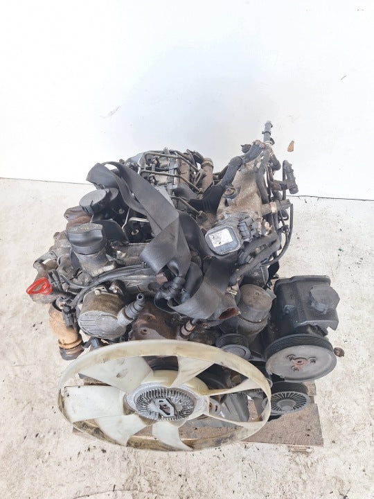 Motor Mercedes-Benz Sprinter 646986 2.2 CDI 150PS 110kW 290TKm Diesel Komplett MOT6744225894zk