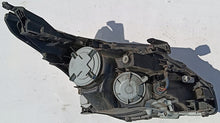 Laden Sie das Bild in den Galerie-Viewer, Frontscheinwerfer Toyota Avensis Links Scheinwerfer Headlight SCH5006412694ee