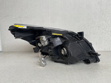 Laden Sie das Bild in den Galerie-Viewer, Frontscheinwerfer Toyota Corolla Verso 810700F10100 Links Scheinwerfer Headlight SCH6626636807il
