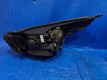 Laden Sie das Bild in den Galerie-Viewer, Frontscheinwerfer Hyundai Niro 92102-G5050 92102-G5160 Rechts Headlight SCH8727151232xu