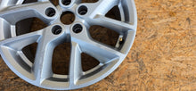Load image into Gallery viewer, 1x Alufelge 17 Zoll 7.0" 5x114.3 40ET 403002509R Renault Kadjar Rim Wheel FEL9965483519us