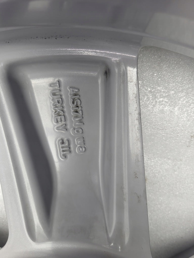 1x Alufelge 17 Zoll 6.5" 5x100 39ET Glanz Silber 2GM601025A MA-DAR81 VW T-Cross FEL6682944253po