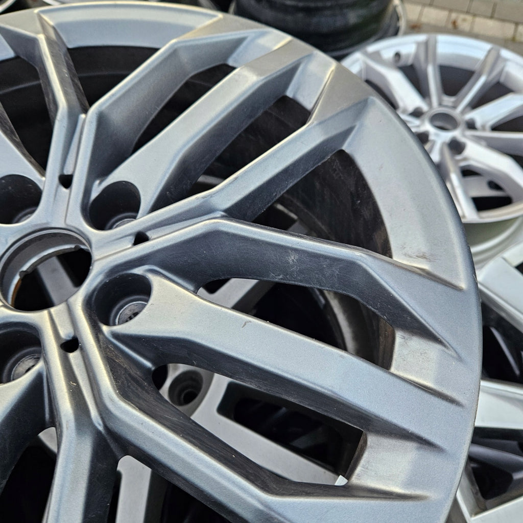 1x Alufelge 18 Zoll 6.5" 5x112 41ET Matt Graphit 6898046 BMW X1 Rim Wheel FEL1879116595qg