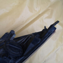 Laden Sie das Bild in den Galerie-Viewer, Frontscheinwerfer Kia Venga 92101000 Ein Stück (Rechts oder Links) Headlight