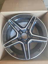 Load image into Gallery viewer, 1x Alufelge 18 Zoll 8.5" 5x112 A2054019600 Mercedes-Benz W205 Rim Wheel FEL8901234242cr