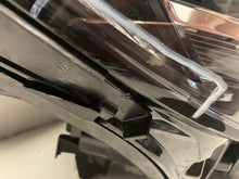 Load image into Gallery viewer, Frontscheinwerfer BMW 5 G31 G30 5A388C4-03 LED Rechts Scheinwerfer Headlight SCH9781696735tu