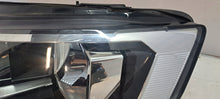Laden Sie das Bild in den Galerie-Viewer, Frontscheinwerfer VW Transporter 7E1941005 Links Scheinwerfer Headlight SCH8391611375ep