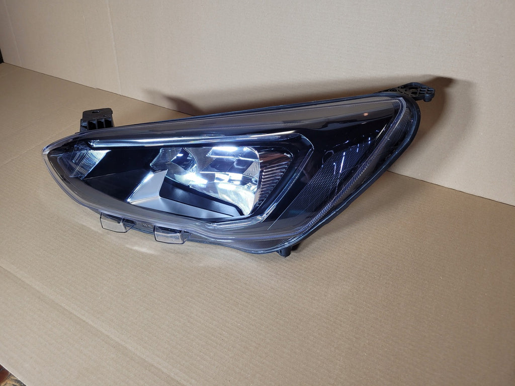 Frontscheinwerfer Ford Focus MX7B-13E015-CC LED Links Scheinwerfer Headlight