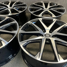 Laden Sie das Bild in den Galerie-Viewer, 4x Alufelge 19 Zoll 8.0" 5x112 45ET Glanz Schwarz 575601025L Cupra Ateca FEL8787776996yp