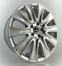 Laden Sie das Bild in den Galerie-Viewer, 4x Alufelge 18 Zoll 8.0" 5x112 41ET Glanz Silber A2224010902 Mercedes-Benz FEL6781087282dd