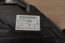 Laden Sie das Bild in den Galerie-Viewer, Frontscheinwerfer Skoda Superb III 3V1941016A Rechts Scheinwerfer Headlight SCH9343365374hx