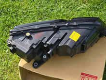 Laden Sie das Bild in den Galerie-Viewer, Frontscheinwerfer Skoda Octavia III 5E1941015D LED Links Scheinwerfer Headlight SCH9730628332iy