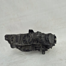 Laden Sie das Bild in den Galerie-Viewer, Frontscheinwerfer Audi A3 8V0941006E Xenon Rechts Scheinwerfer Headlight