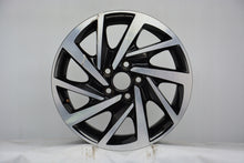 Laden Sie das Bild in den Galerie-Viewer, 1x Alufelge 15 Zoll 5.5&quot; 5x100 40ET Schwarz 2G0601025 VW Polo Rim Wheel