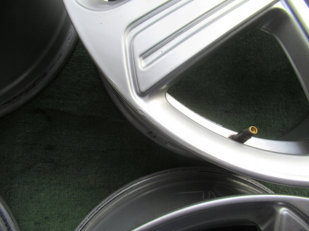 4x Alufelge 18 Zoll 7.5" 5x112 49ET Glanz Silber 5G0601025 VW Golf Vii Rim Wheel FEL7142618788zf