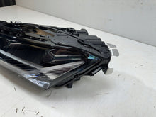 Laden Sie das Bild in den Galerie-Viewer, Frontscheinwerfer Skoda Superb 3P1941015AA LED Links Scheinwerfer Headlight SCH2328548768yy