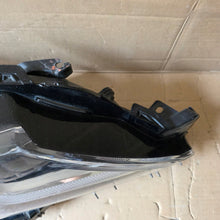 Laden Sie das Bild in den Galerie-Viewer, Frontscheinwerfer Toyota Camry 81110-33D71 Rechts Scheinwerfer Headlight SCH9016641453ac