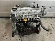 Load image into Gallery viewer, Motor Hyundai I30 D4FB 1.6 CRDI 182TKm 2013 Diesel Engine Unkomplett