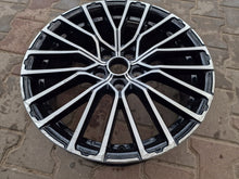 Laden Sie das Bild in den Galerie-Viewer, 1x Alufelge 18 Zoll 7.0&quot; 5x114.3 29ET Glanz Schwarz 6020018785 Alpine Grand