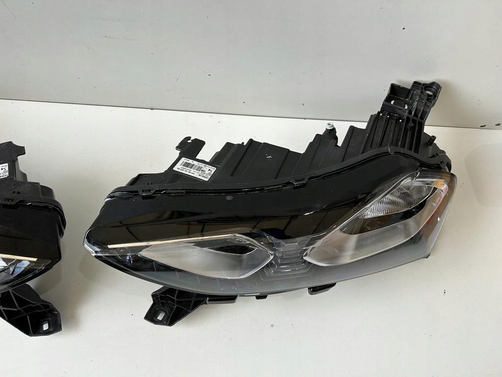 Frontscheinwerfer Citroën Ds3 9822810180 9822810280 Ein Satz Headlight