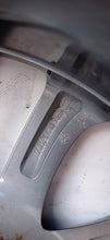 Laden Sie das Bild in den Galerie-Viewer, 1x Alufelge 17 Zoll 7.0" 5x114.3 47ET Glanz Grau Nissan Juke F15 Rim Wheel FEL7405754955wc