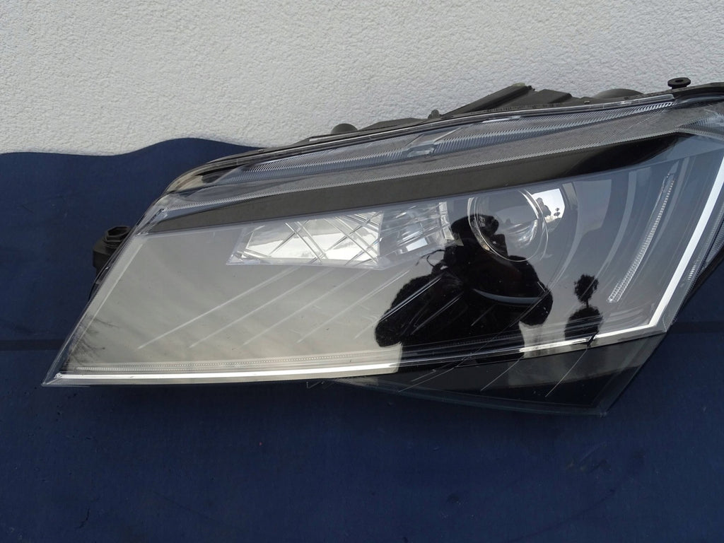 Frontscheinwerfer Skoda Superb I 3V1941015A 1ZS01193921 Links Headlight SCH5439054457ea