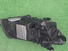 Laden Sie das Bild in den Galerie-Viewer, Frontscheinwerfer Mercedes-Benz Cla A1179065100 Links Scheinwerfer Headlight SCH9759060637ve