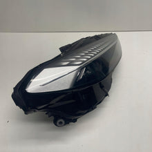 Laden Sie das Bild in den Galerie-Viewer, Frontscheinwerfer Audi A5 8B3941036M LED Rechts Scheinwerfer Headlight SCH3095266391fv