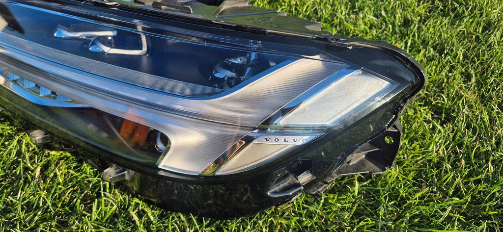 Frontscheinwerfer Volvo S90 II V90 32404739 LED Ein Stück (Rechts oder Links) SCH8858242404ew