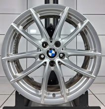 Laden Sie das Bild in den Galerie-Viewer, 1x Alufelge 18 Zoll 7.0" 5x112 22ET Glanz Silber 6880047 BMW G01 Rim Wheel FEL5210398915fr