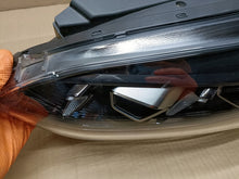 Laden Sie das Bild in den Galerie-Viewer, Frontscheinwerfer Kia Proceed 92101-J7XXX LED Ein Stück (Rechts oder Links) SCH4937004497xx