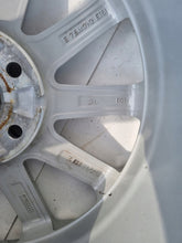 Laden Sie das Bild in den Galerie-Viewer, 4x Alufelge 17 Zoll 7.5" 5x112 51ET Silber 8V0601025DM Audi A3 Rim Wheel FEL3482554278ym