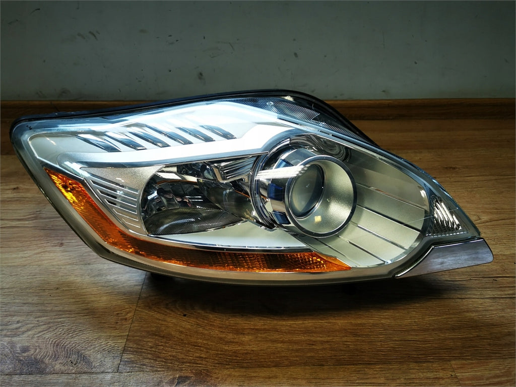 Frontscheinwerfer Ford Kuga 8V41-13D154-BF Xenon Rechts Scheinwerfer Headlight