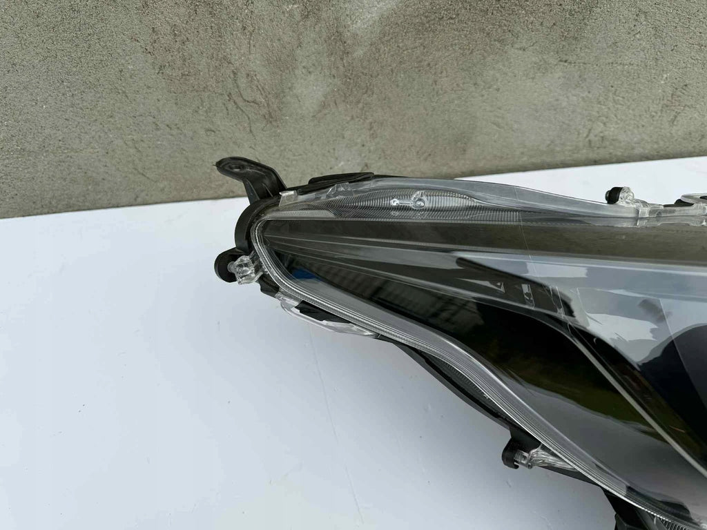 Frontscheinwerfer Toyota Yaris 81130-K0060 Rechts Scheinwerfer Headlight SCH3808995033ir