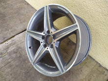 Laden Sie das Bild in den Galerie-Viewer, 1x Alufelge 18 Zoll 8.5&quot; 5x112 49ET 2054011200 Mercedes-Benz W205 Rim Wheel