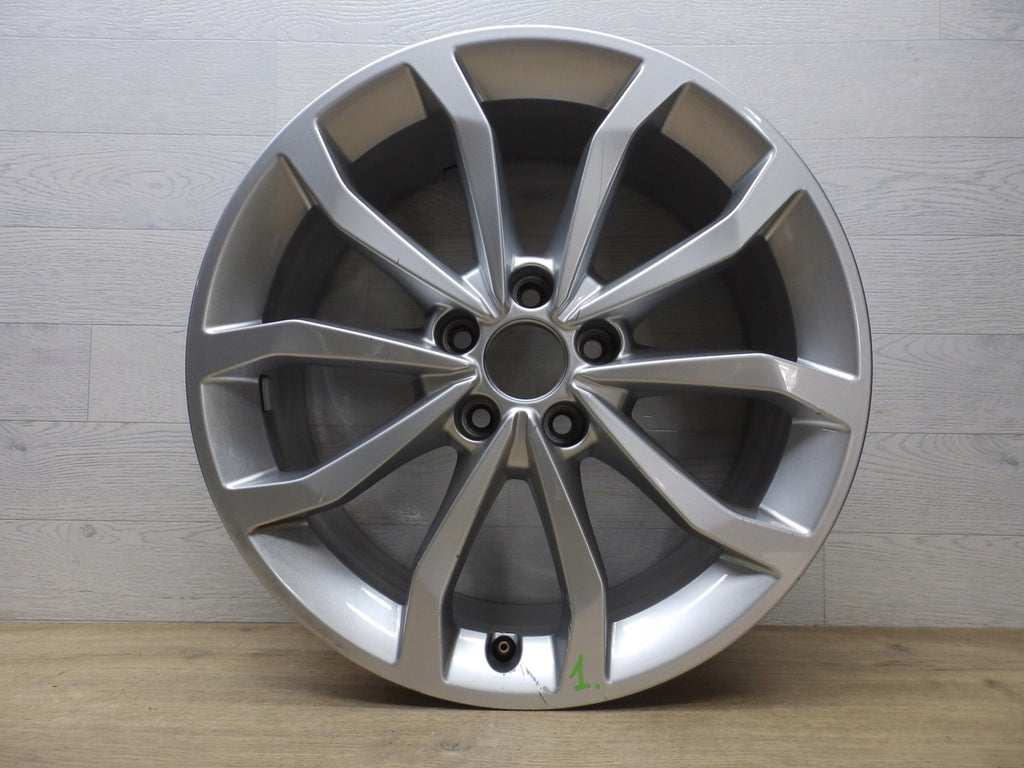 1x Alufelge 18 Zoll 7.5" 5x112 39ET Glanz Silber 8W0601025 Audi A4 B9 Rim Wheel