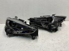 Load image into Gallery viewer, Frontscheinwerfer Mazda Cx5 Cx-5 KB8N51040 LED Ein Stück (Rechts oder Links)