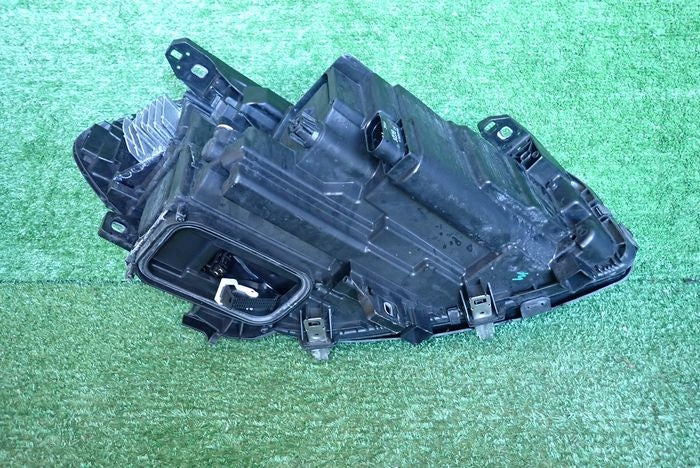 Frontscheinwerfer Mercedes-Benz W246 A2469066101 LED Links Headlight SCH5337908548mb