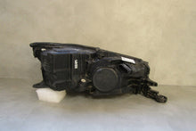 Laden Sie das Bild in den Galerie-Viewer, Frontscheinwerfer Skoda Fabia III 6V1941015E LED Links Scheinwerfer Headlight