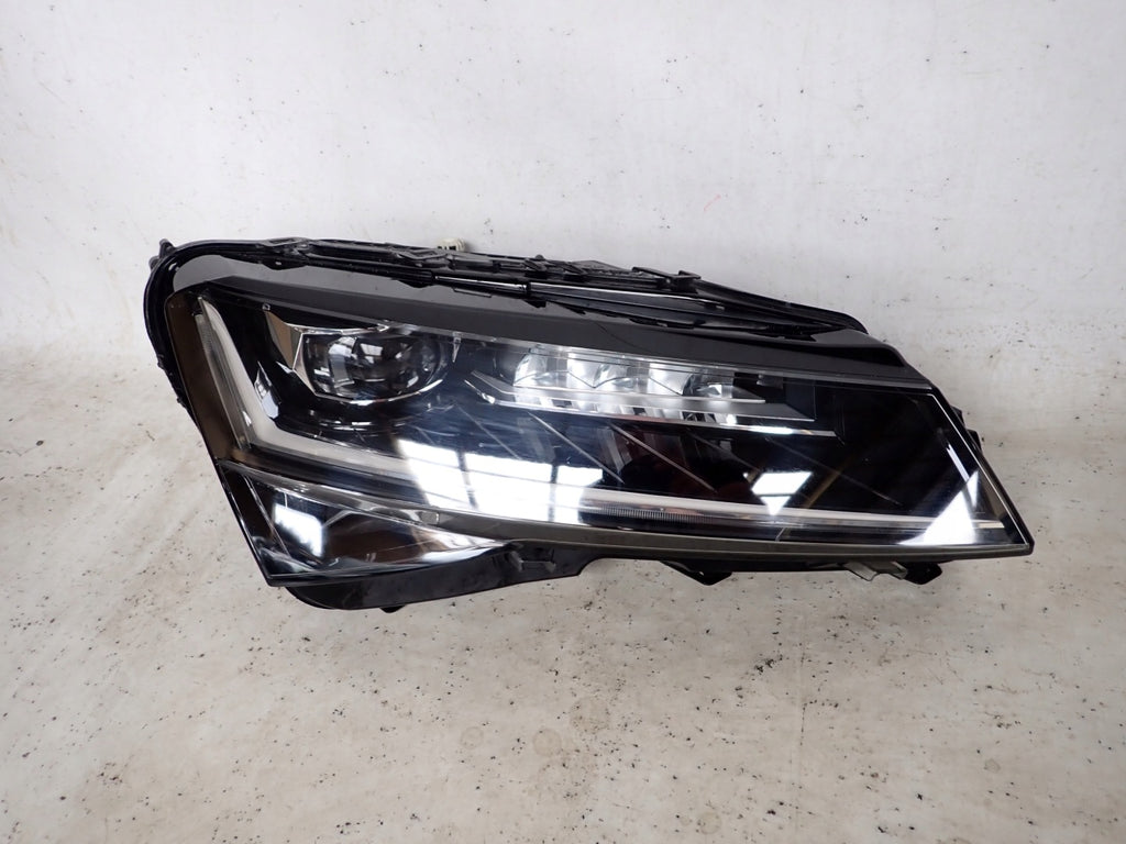 Frontscheinwerfer Skoda Superb III 3V1941016 Rechts Scheinwerfer Headlight SCH6188459090dh