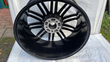 Laden Sie das Bild in den Galerie-Viewer, 1x Alufelge 20 Zoll 9.0&quot; 5x112 26ET 101098500 Rim Wheel