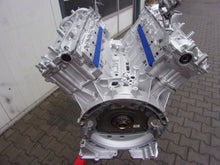 Load image into Gallery viewer, Motor Mercedes-Benz OM 642.890 3.0 224PS 165kW Diesel Engine Unkomplett Überholt
