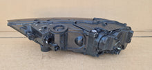Laden Sie das Bild in den Galerie-Viewer, Frontscheinwerfer Audi Q7 4M0941012C LED Rechts Scheinwerfer Headlight