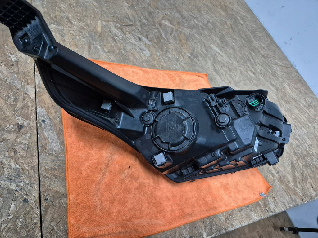 Frontscheinwerfer Kia Ceed 92101J7100 Links Scheinwerfer Headlight