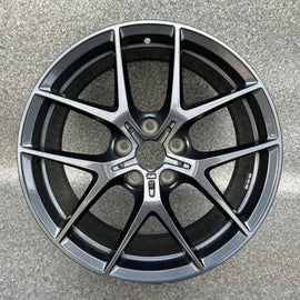 1x Alufelge 18 Zoll 8.0