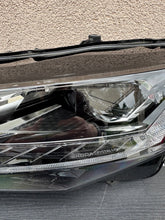 Laden Sie das Bild in den Galerie-Viewer, Frontscheinwerfer Skoda Scala 655941015A Full LED Links Scheinwerfer Headlight SCH3165652460cc