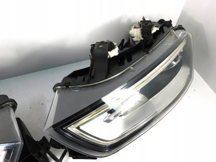 Frontscheinwerfer Audi Q3 8U0941005 8U0941043 LED Ein Satz Headlight SCH4900203060hn