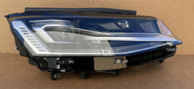 Laden Sie das Bild in den Galerie-Viewer, Frontscheinwerfer VW T7 7T1941082C LED Rechts Scheinwerfer Headlight SCH6920478531bk