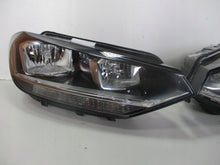 Laden Sie das Bild in den Galerie-Viewer, Frontscheinwerfer VW Touran 5TB941005A Halogen Links Scheinwerfer Headlight